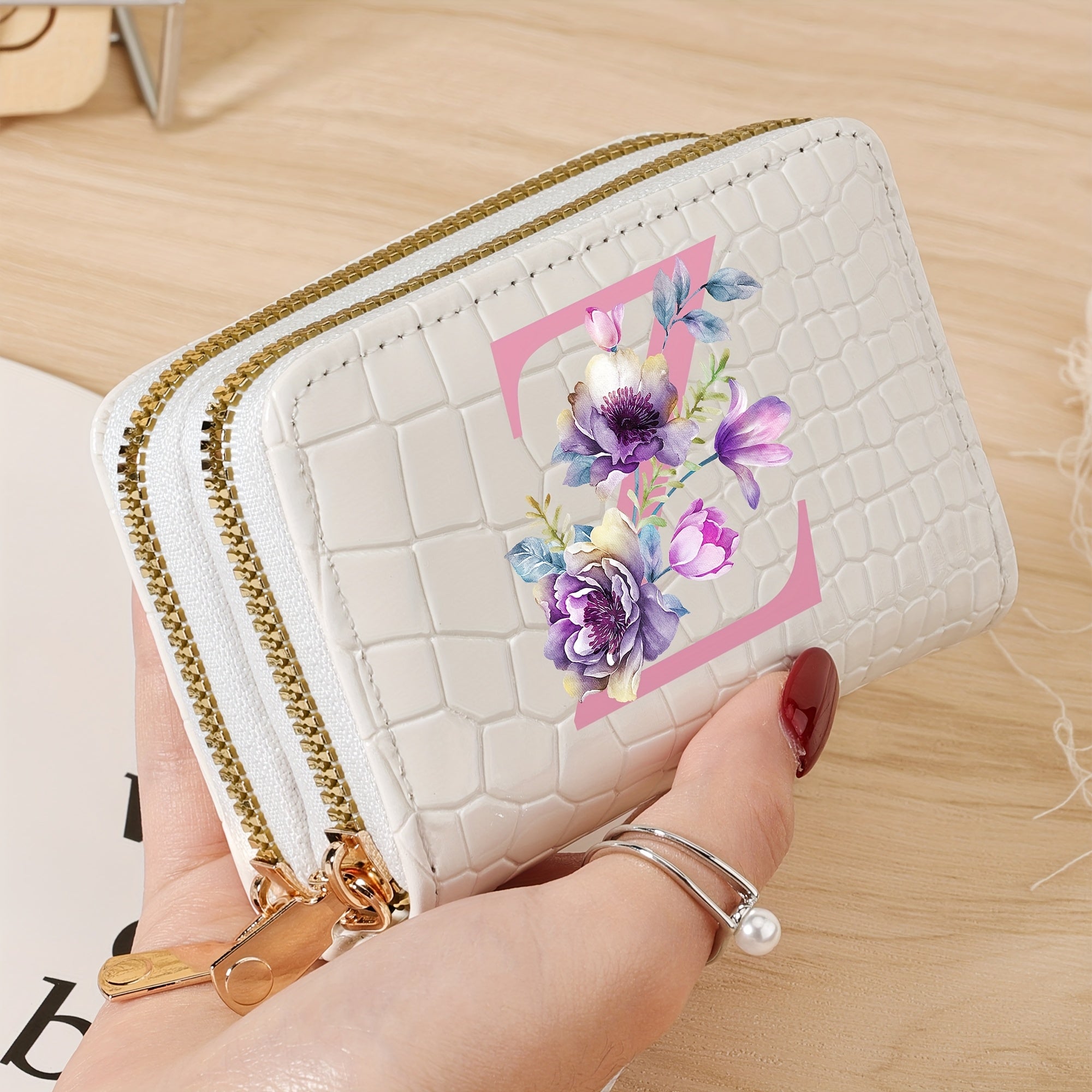 Стильный женский кошелек с крокодиловым узором и дизайном "P", сумка с двойной молнией черного, белого и розового цветов. Модная монетница для путешествий и повседневного использования, школьный аксессуар с текстурой.