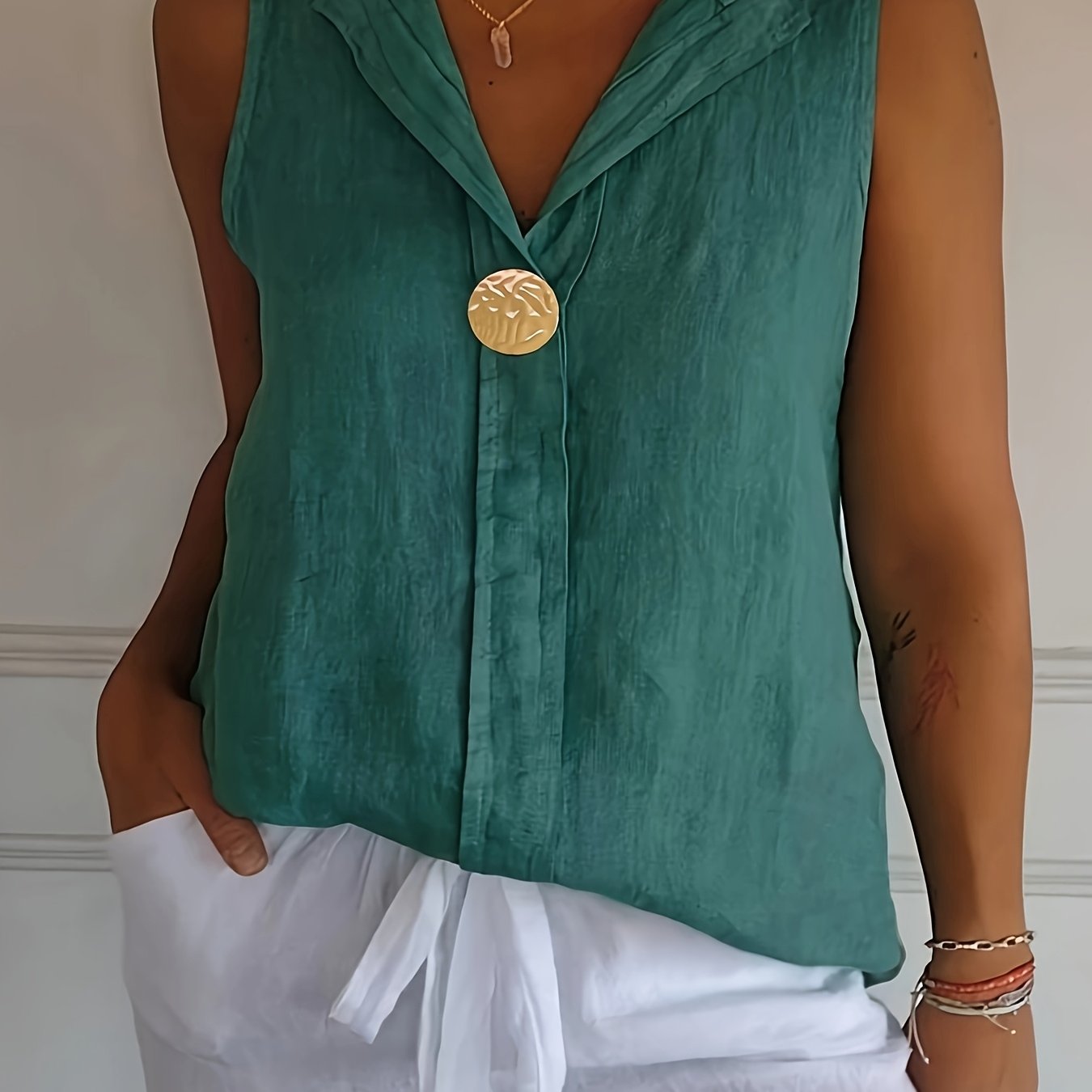 Plus Size Women's Sleeveless V-Neck Blouse Solid Green Casual Loose Fit