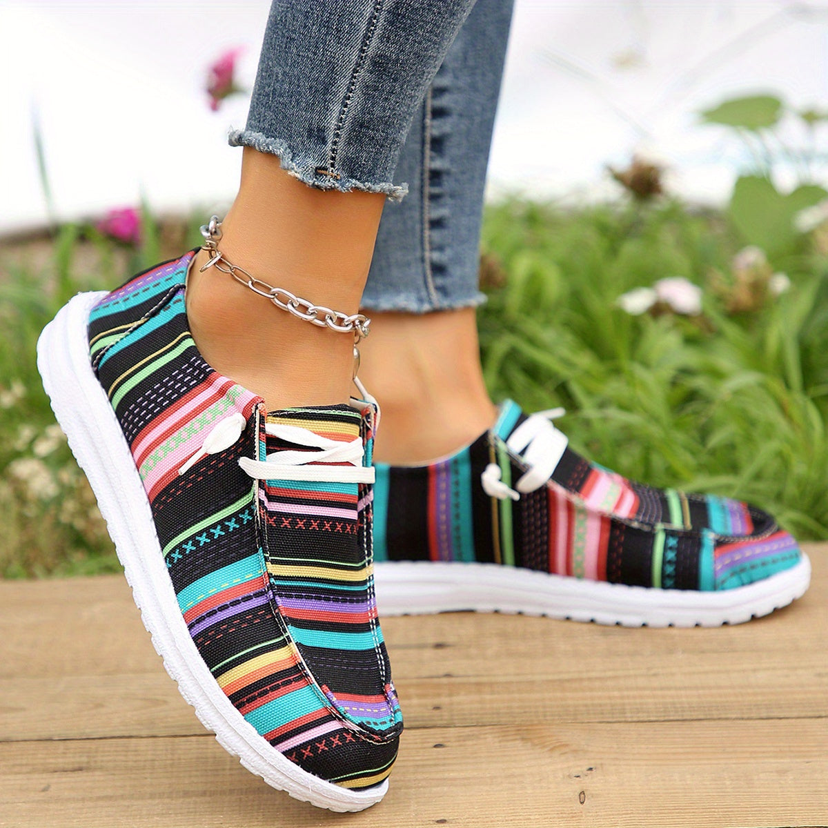 Women's Casual Flat Shoes Breathable Fabric with Colorful Stripes