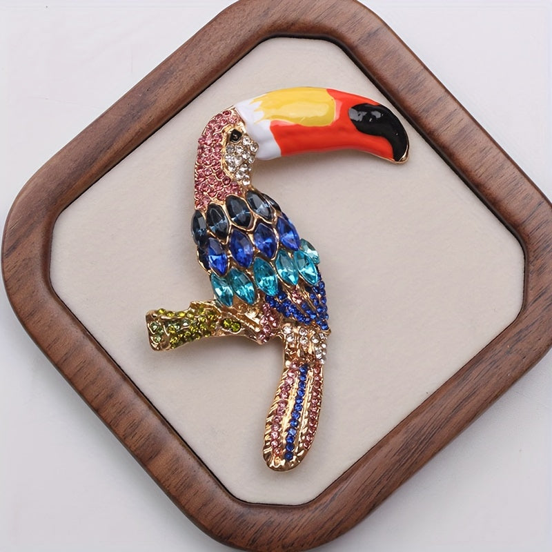 Retro Rhinestone Parrot Brooch Animal-Inspired Jewelry Accessory for Women and Men