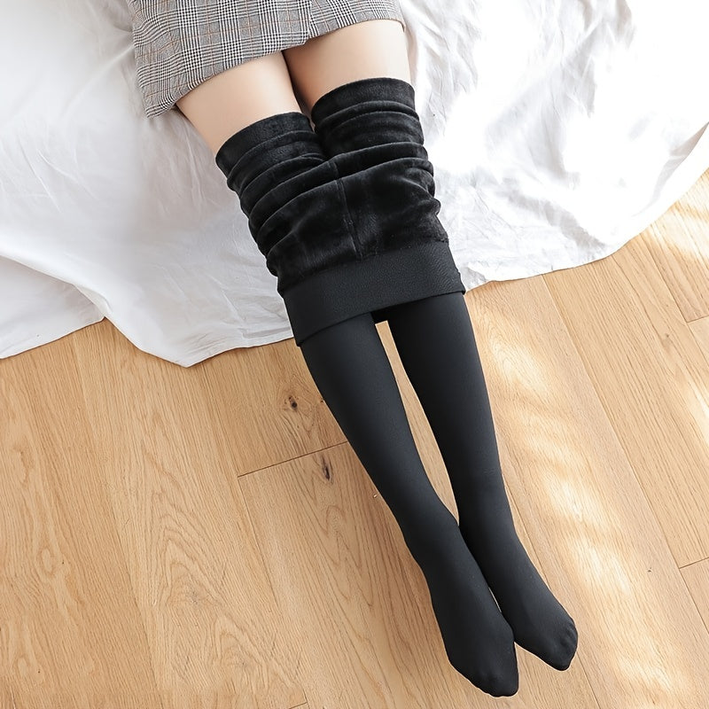 Women's Black Fleece-Lined Tights for Warmth and Comfort in Cold Weather