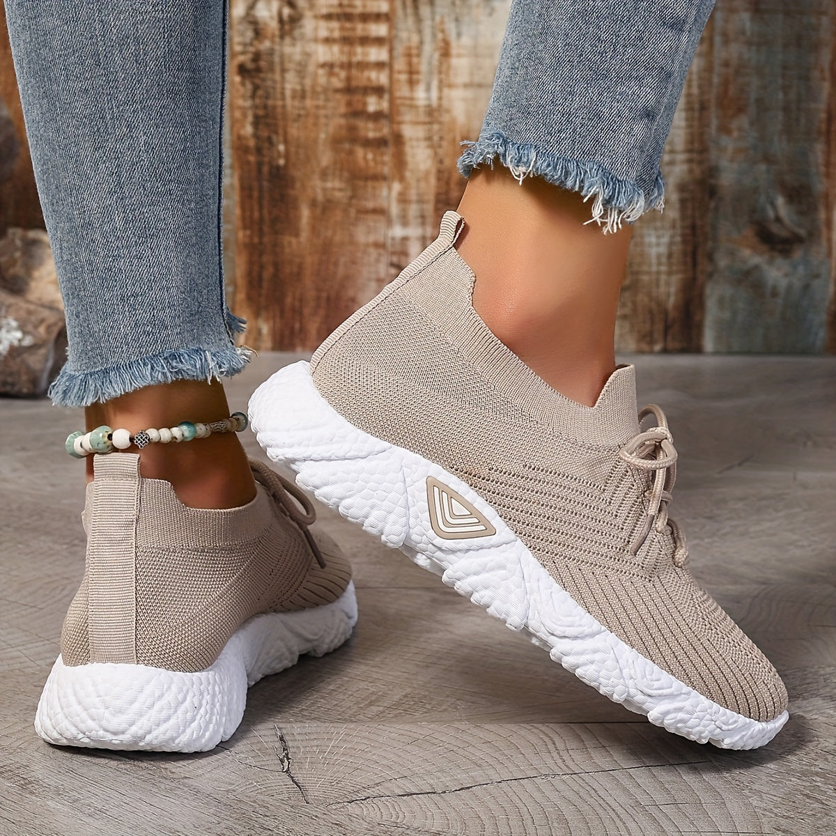 Women's Mesh Lace-Up Casual Sneakers Breathable Lightweight Running Shoes