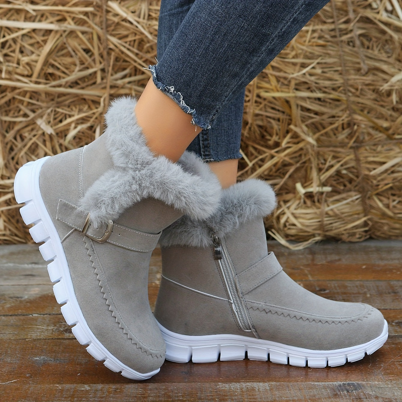 Women's Faux Fur-Lined Winter Snow Boots Thick Sole Gray Fabric