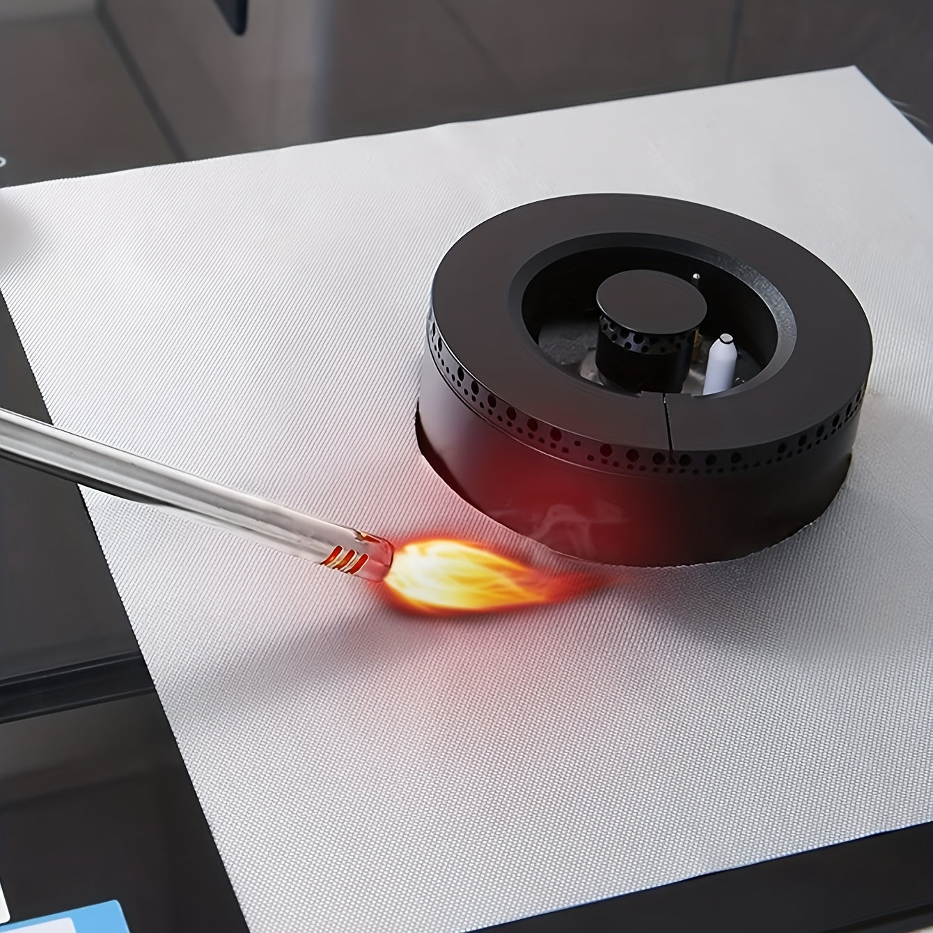 Gaz pechkasini tozalash padlari to'plami 4 dona - Isiga chidamli va yog'ga chidamli, pechka yuzasidagi dog'larni oldini oladi, tozalash oson