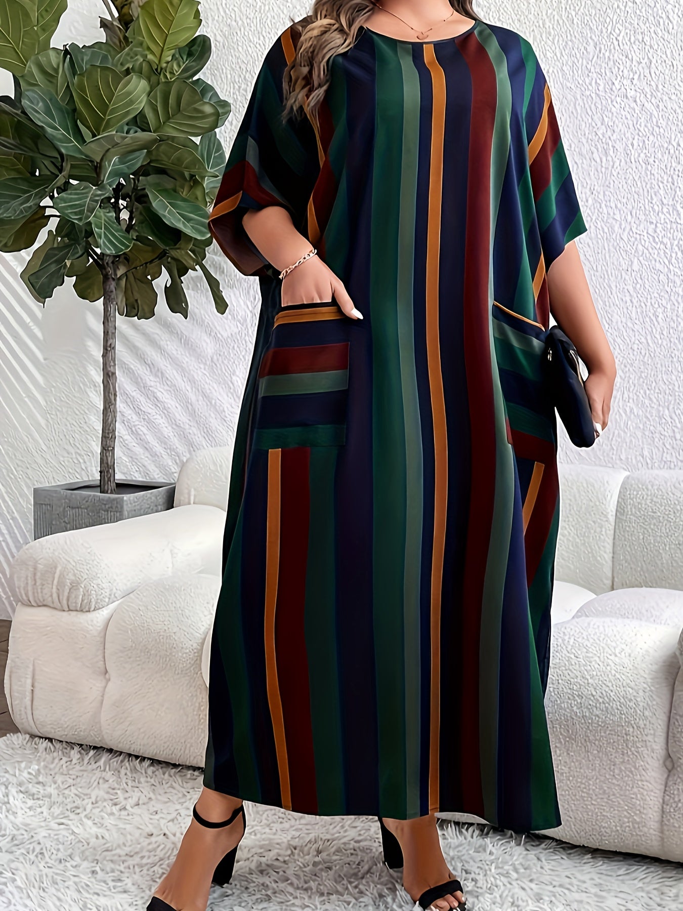 Plus Size Striped Dress with Pockets and Crew Neck for Women