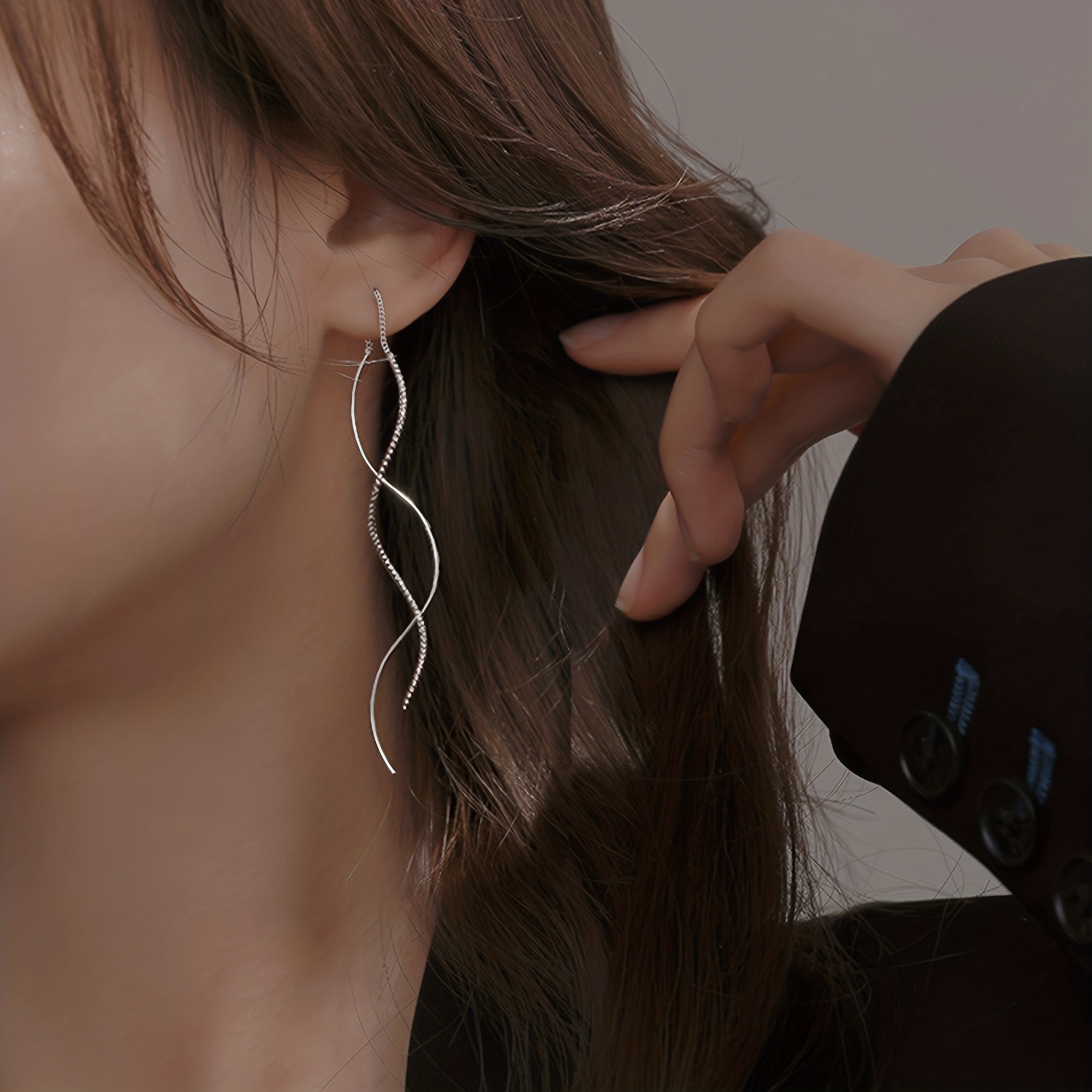 Ayollar uchun mis to‘lqinli osma sirg‘alar, uzun tassel, ko‘p maqsadli zargarlik buyumlari