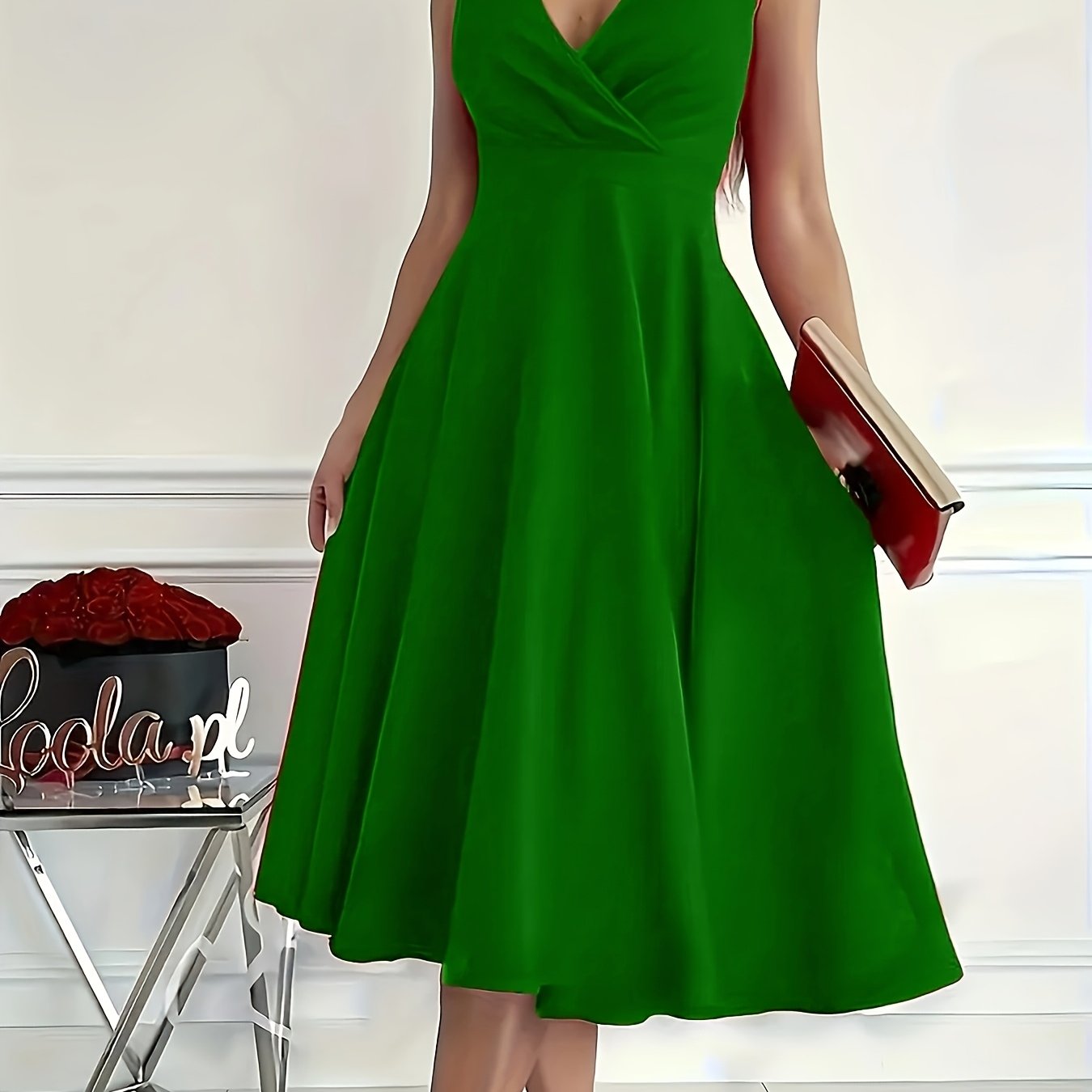 Solid Color Sleeveless Dress with Pleated V-Neck for Spring and Summer Vacation