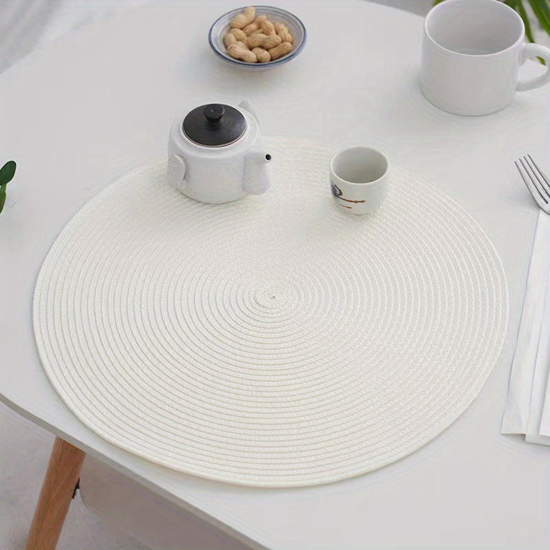 Set of 4/6 Woven Round Placemats Insulation Pads for Dining Table Easy to Clean