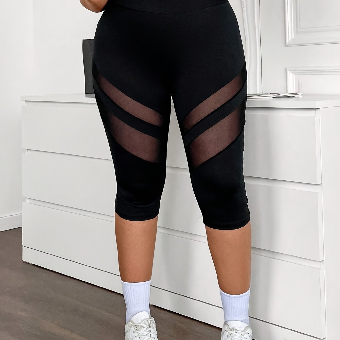 Plus Size Womens High-Waisted Mesh Panel Capri Leggings Black Breathable Summer Activewear