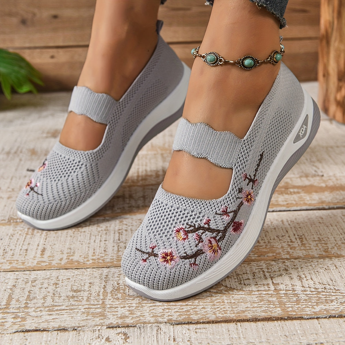 Women's Mesh Running Shoes Athletic Sneakers for Exercise and Casual Wear