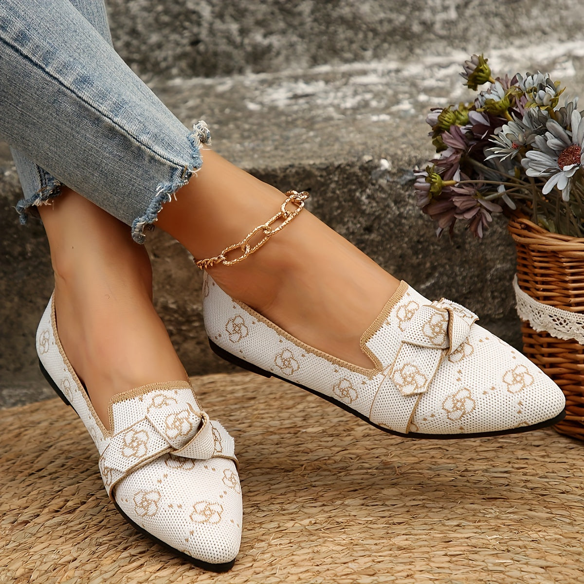 Women Breathable Printed Flats with Pointed Toe Comfortable Shoes