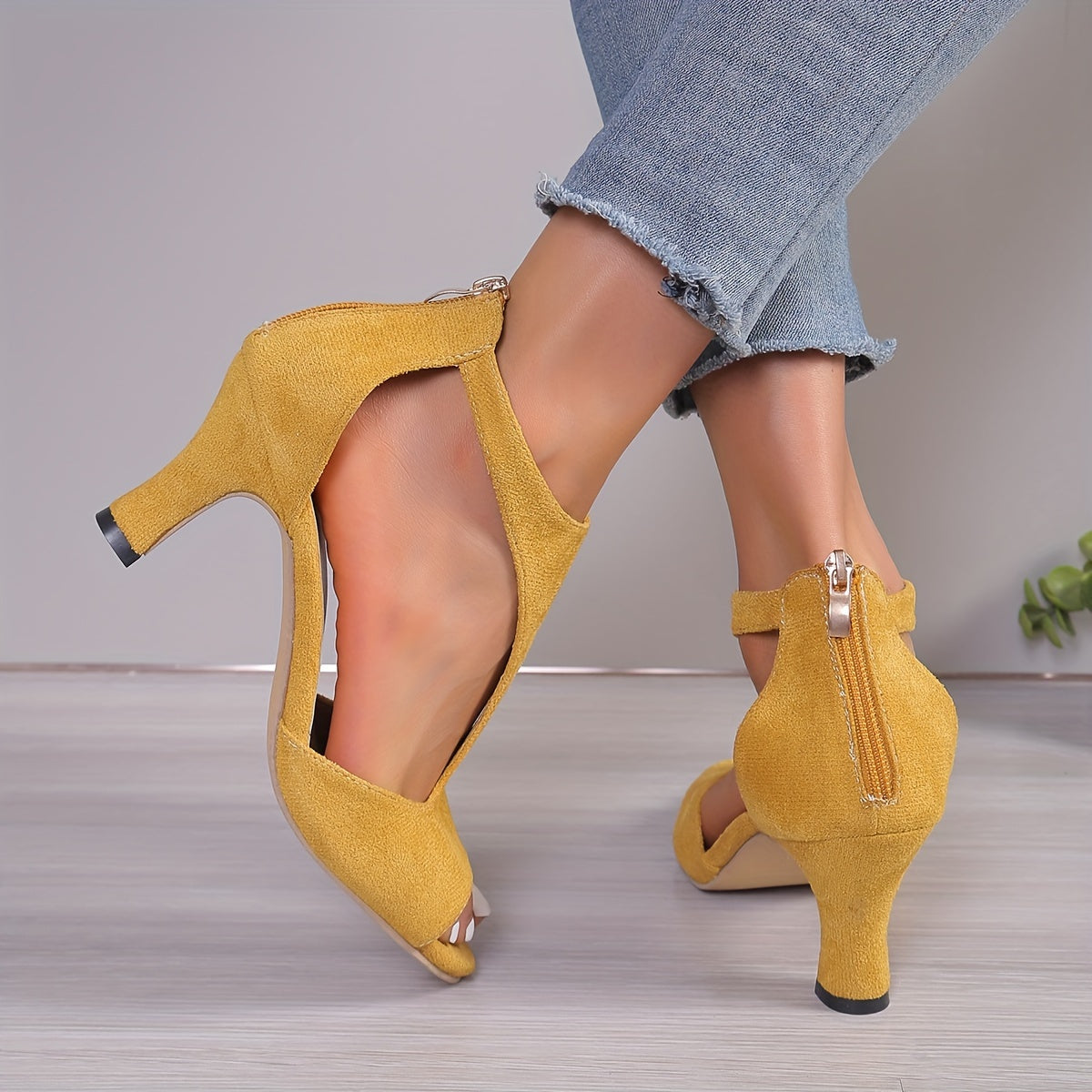 Women's Black Peep Toe T-Strap High Heels with Chunky Heel and Back Zipper