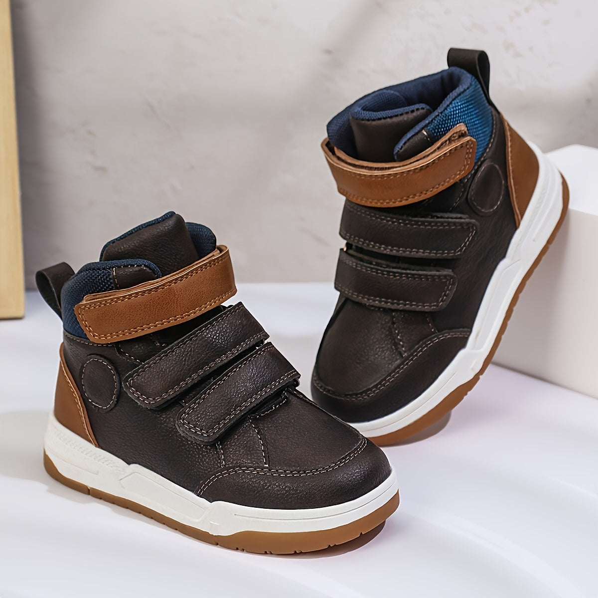 Zapatillas altas para niños con patrón de camuflaje y sólido, de tela PU y suela TPR