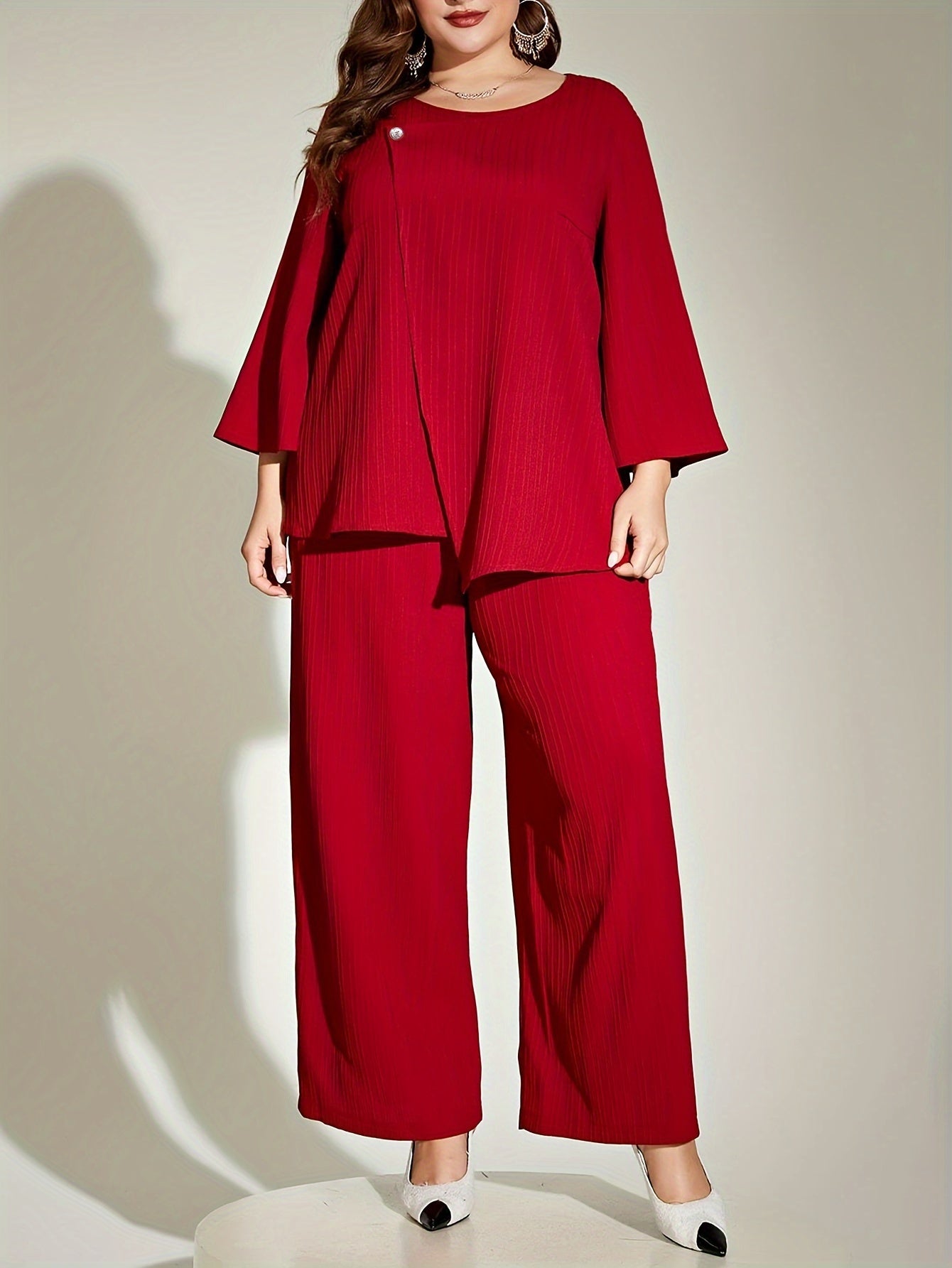 Plus Size Red Ribbed Suit Set with 3/4 Sleeve Top and Wide-Leg Pants for Women