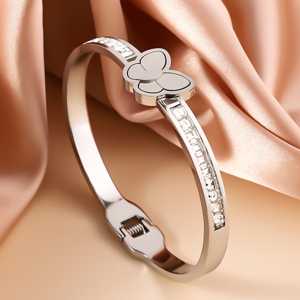 Gold Plated Butterfly Charm Bracelet Hypoallergenic Fade-Resistant Jewelry for Women