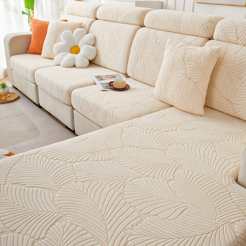 Zarif barg naqshli divan qoplamasi bir joydan to'rt joygacha bo'lgan divanlarga mos keladi va turli ranglarda mavjud. Mustahkam jakard mato, mashinada yuvish mumkin.