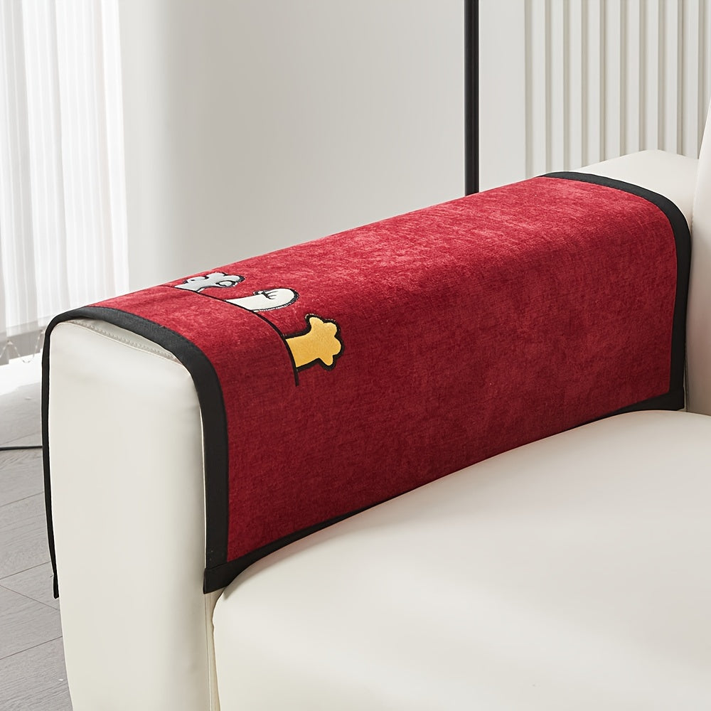 Красный чехол для дивана из шенилла с игривой вышивкой в виде косточек. Удобен для домашних животных, не скользит, можно стирать в машине, идеально подходит для диванов на 1-4 места в гостиной, спальне, офисе.
