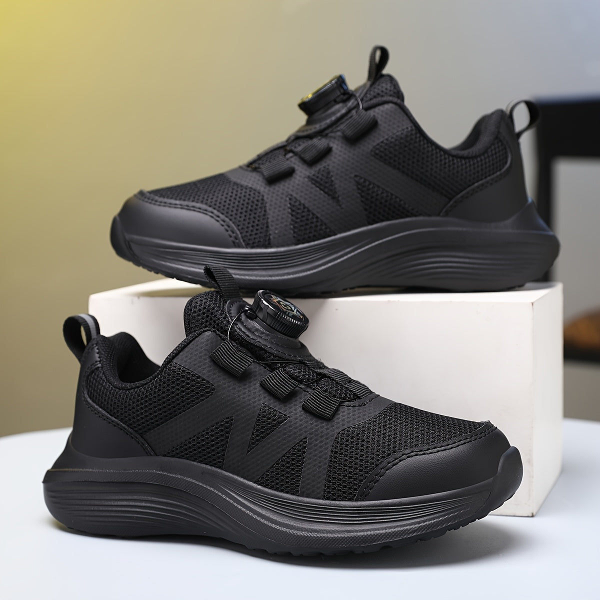 Kids' Breathable Mesh Running Shoes with Rotating Buckle Black All-Season Sneakers for Boys and Girls
