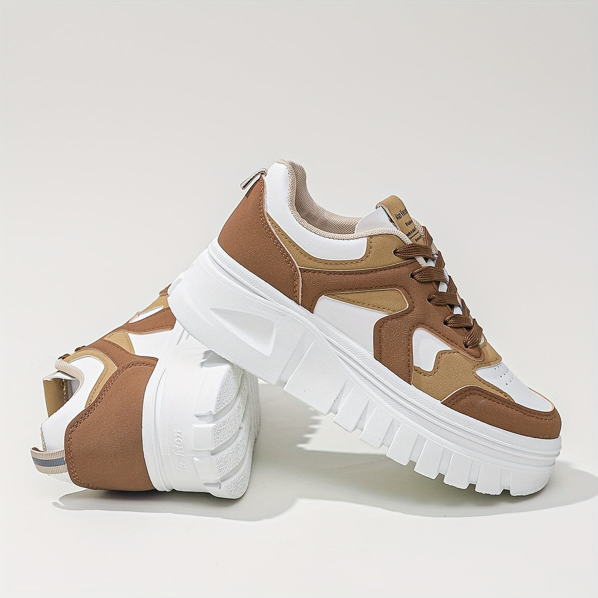 Zapatillas casuales de colorblock para mujer con cordones y plataforma para skate