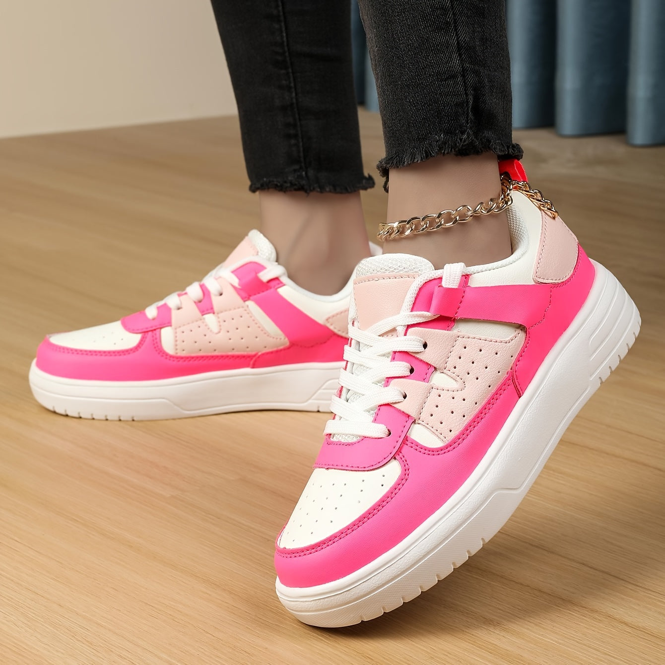 Women's Two-Tone Low-Top Sneakers Soft Breathable Lightweight Casual