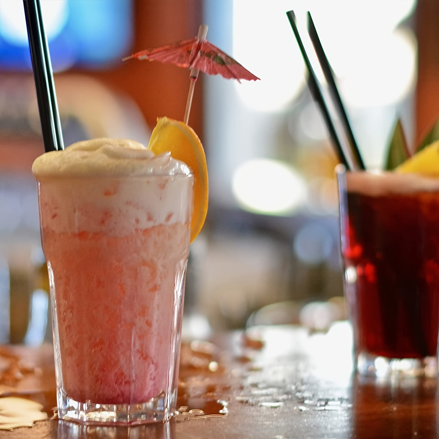 500 одноразовых трубочек, идеально подходящих для размешивания кофе или коктейлей, длиной 12,7 см. Идеально подходят для использования в барах, пабах, клубах, ресторанах и дома в качестве аксессуаров для питья.