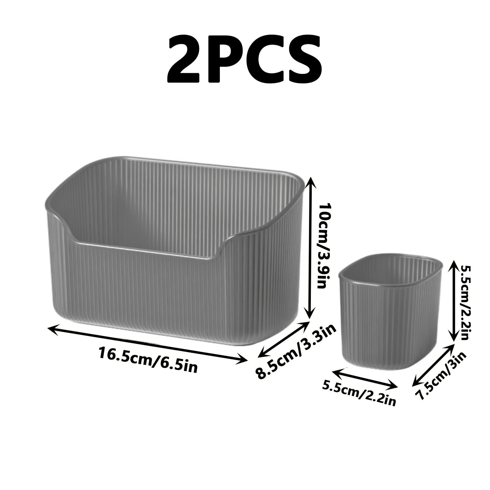 Набор из 2 прозрачных пластиковых органайзеров для ванной для хранения средств по уходу за кожей, макияжа и парфюмерии на столешницах.