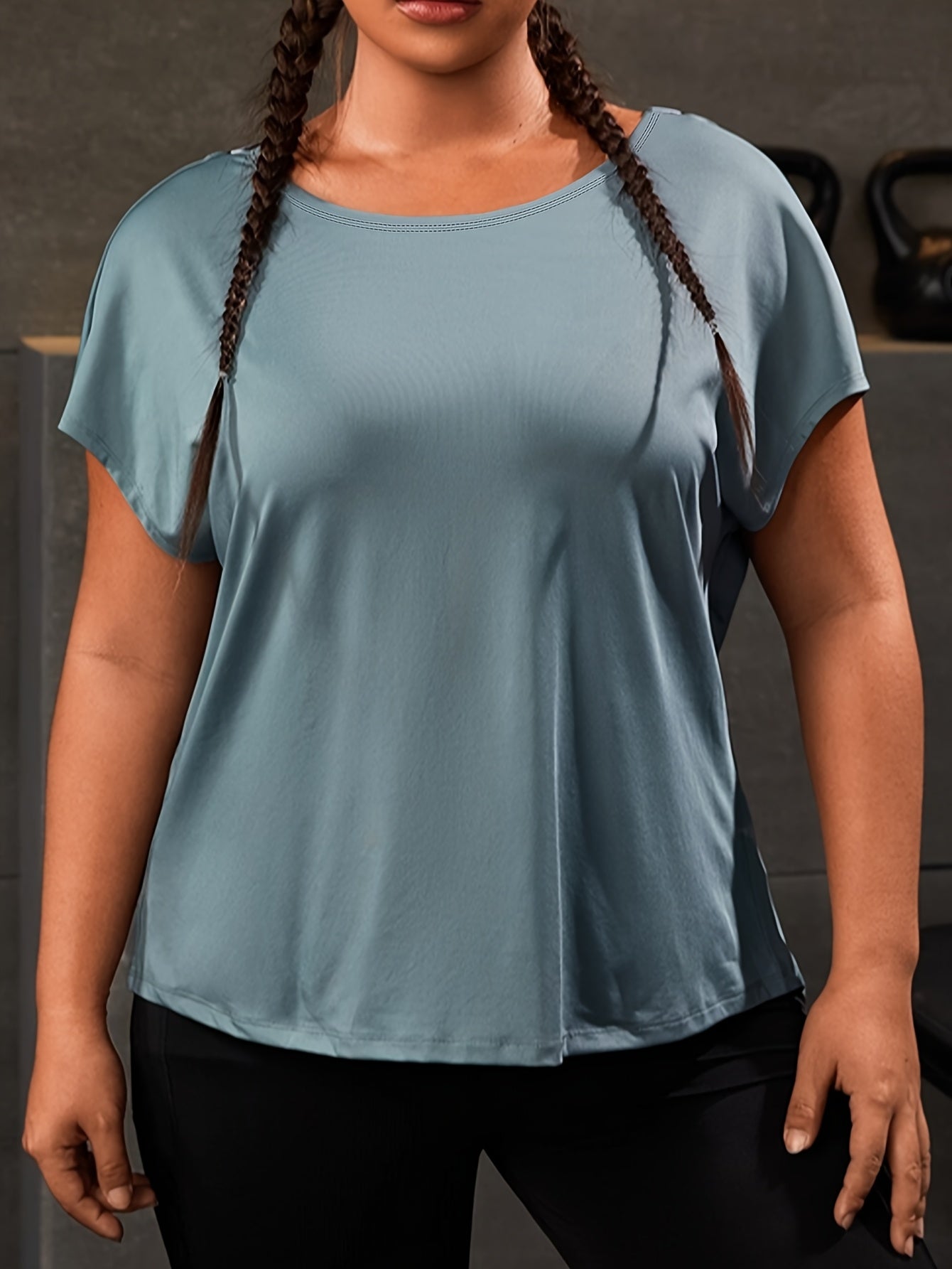 Plus Size Women's Sports Tee Short Sleeve Light Blue Casual Workout Top