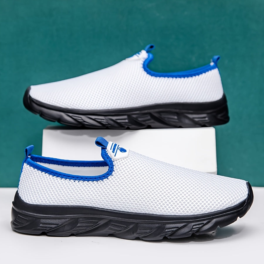 Plus-Size Casual Sports Shoes for Men and Women Mesh Slip-On Low Top All-Season