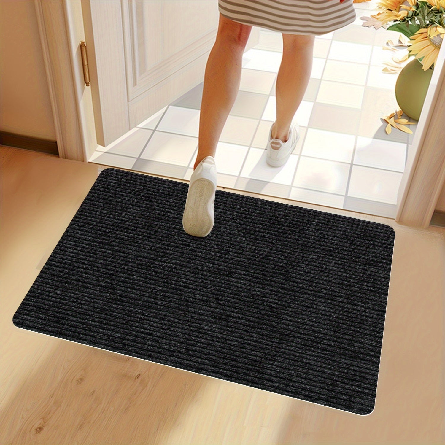 Yuvishga chidamli ichki va tashqi eshik matosi 1 ta paket, sirpanmaydigan, suv o'tkazmaydigan gilam