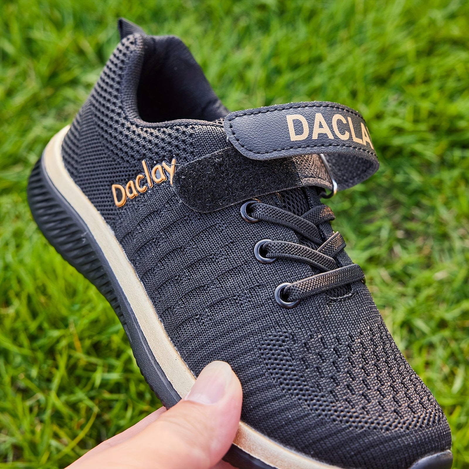 Unisex Youth Lightweight Fabric Sneakers with Tassel for Running Hiking Outdoor