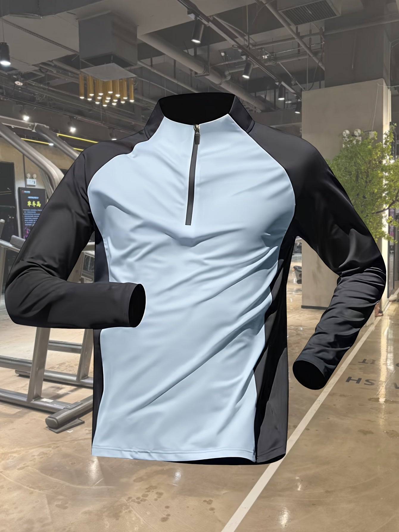 Kichik turli ko'ylak bilan, yarmi zip, va uzun yenglar, o'rtacha cho'zilish, barcha fasllar uchun mos.