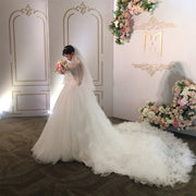 Women's Bridal Veil with Cascading Petals Polyester Wedding Accessory