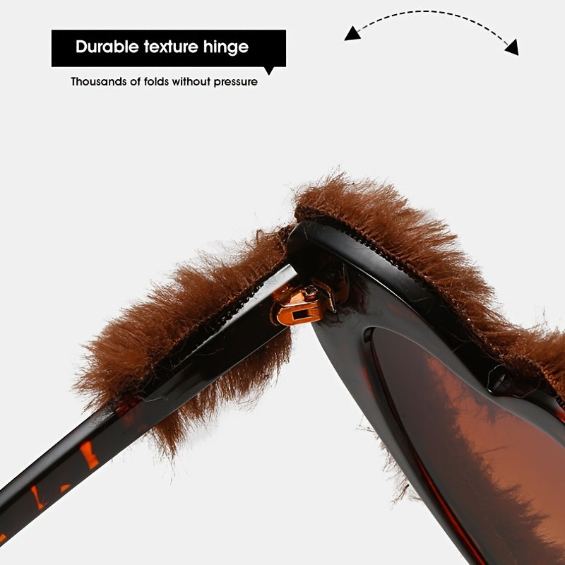 Gafas de fiesta con marco de felpa en forma de corazón para mujer