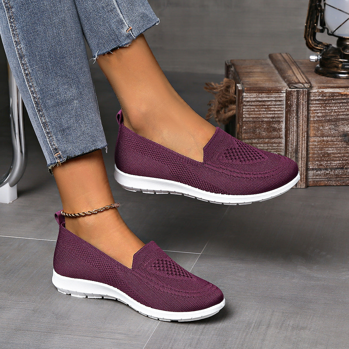 Women's Breathable Knit Slip-On Sneakers Low-Top Casual Shoes with Cushioned Sole