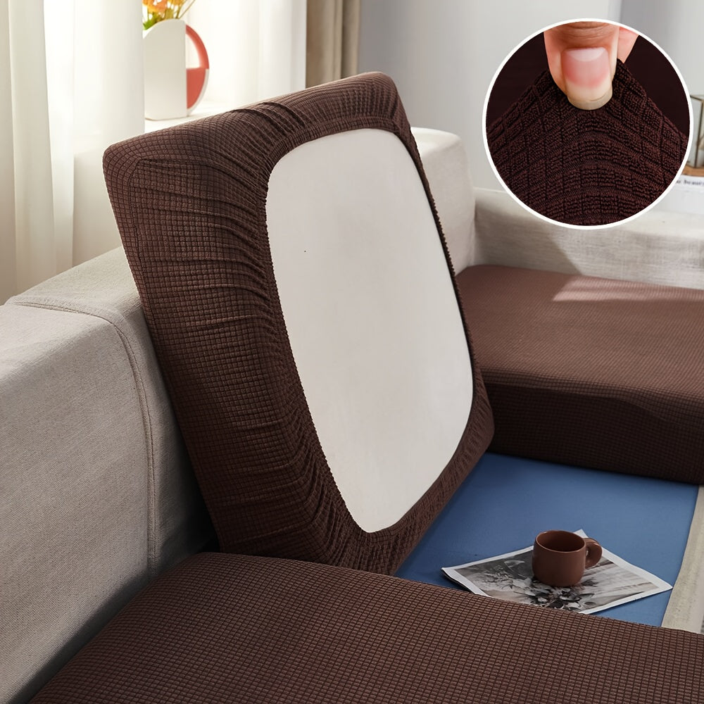 Чехол для подушки сиденья дивана жаккард защищает и выглядит элегантно.