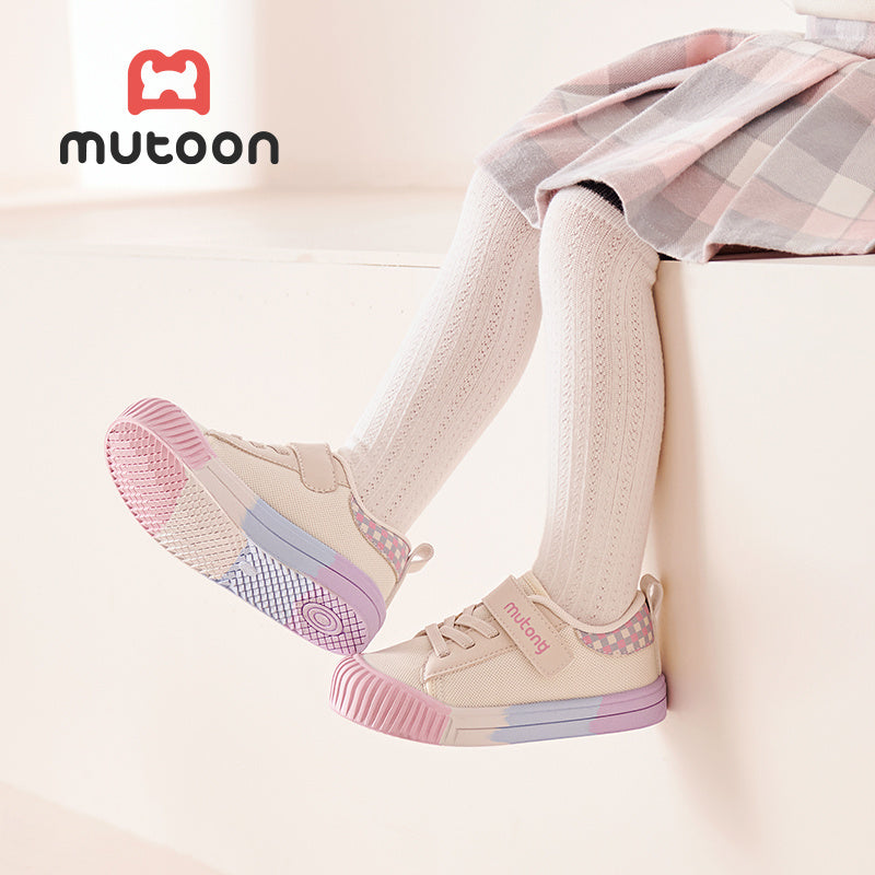 Children's Canvas Shoes for Boys and Girls with Non-Slip Sole and Protective Toe