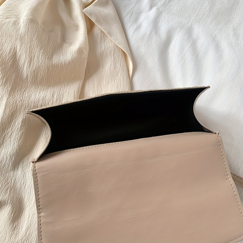 Ushbu ayollar uchun moda sumkasi bir rangli sun'iy charm materialidan tayyorlangan bo'lib, tugmachali yopiq va chet bo'yash bilan bezatilgan. U qo'shimcha aksessuarni o'z ichiga oladi va har qanday tadbirga tayyor. Yuvmang.