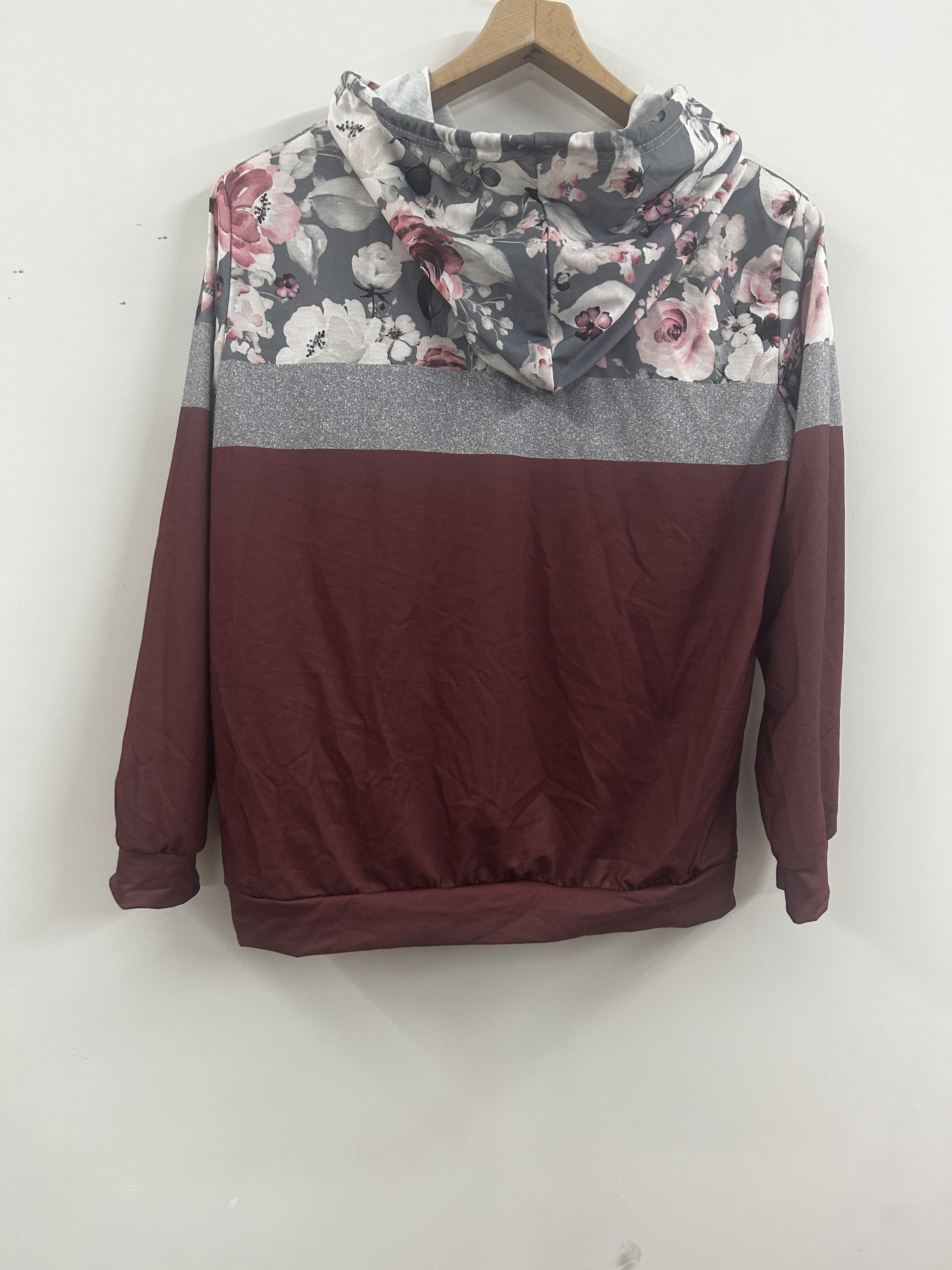 Plus Size Women's Colorblock Floral Print Hoodie with Pockets