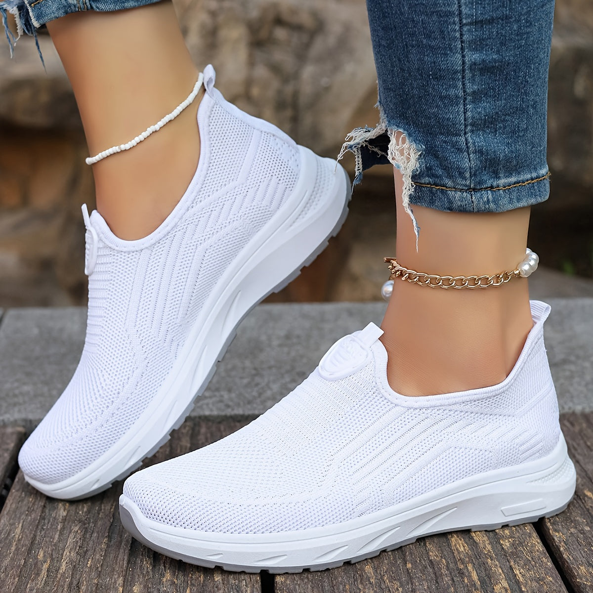 Women's Slip-On Sneakers Breathable Mesh Casual Shoes Plus Size