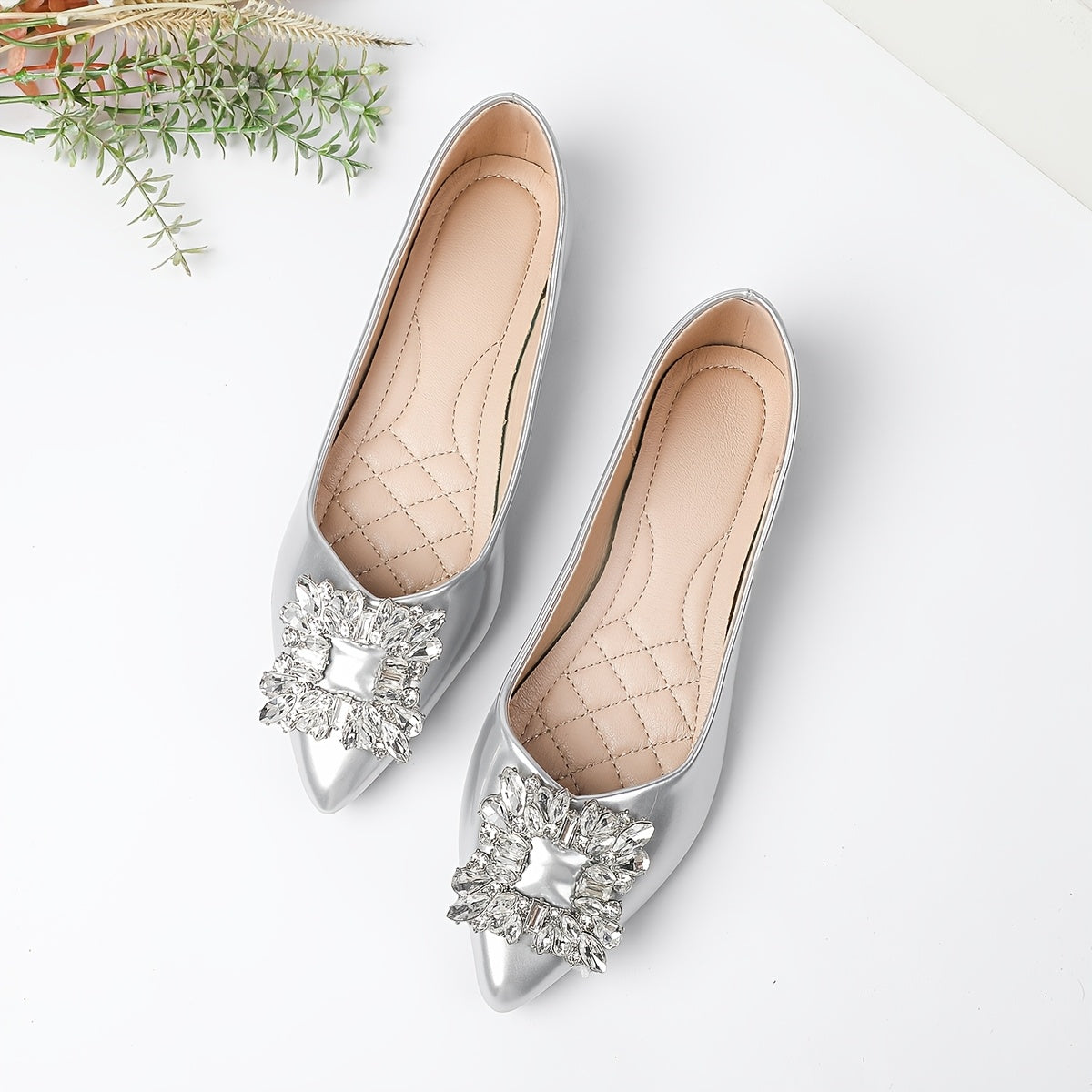 Women's Silvery Flat Thick-Heeled Shoes With Pointed Toe and Rhinestones