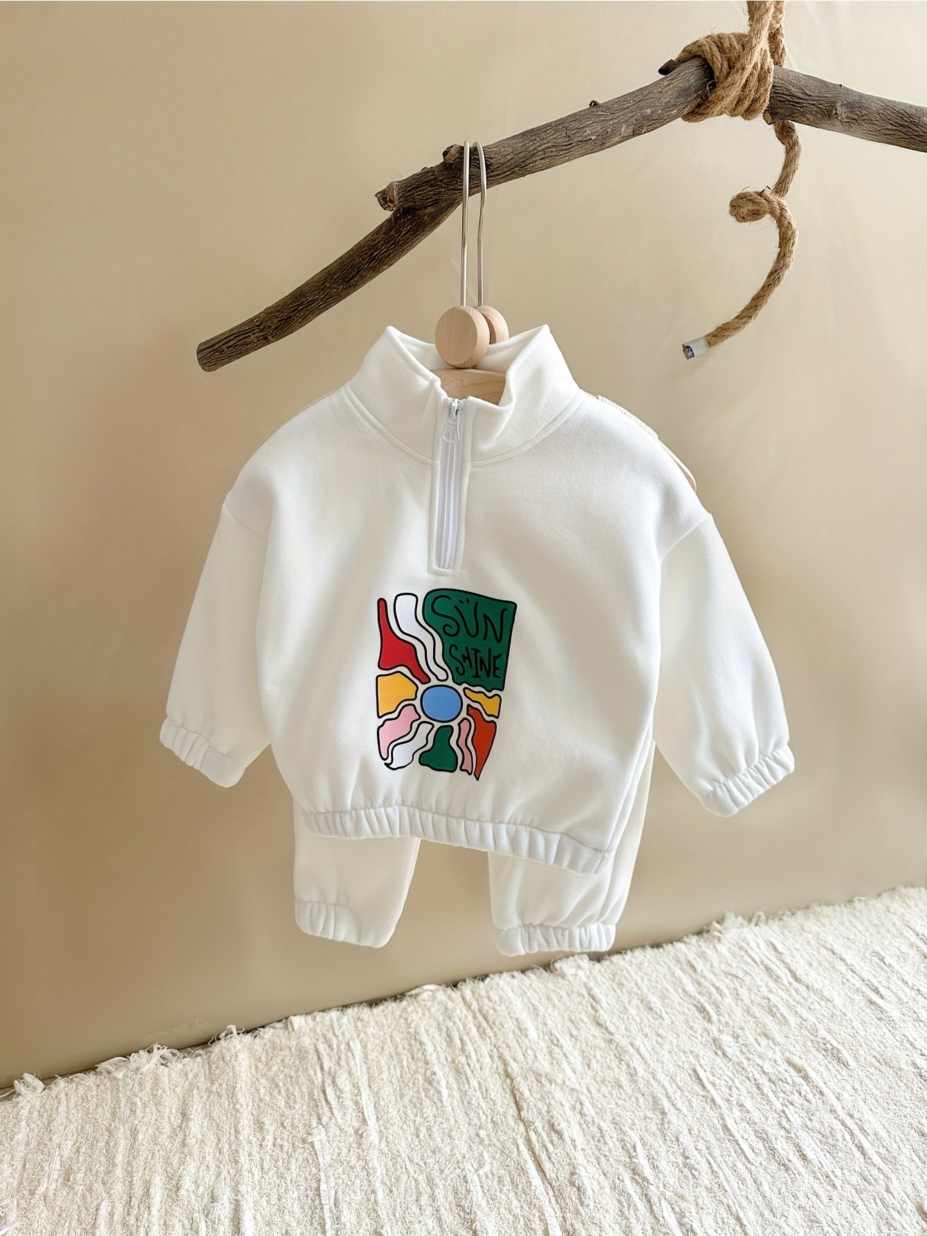 Baby Boys and Girls Winter Cartoon Print Zipper Top and Trousers Set 0-3 Years