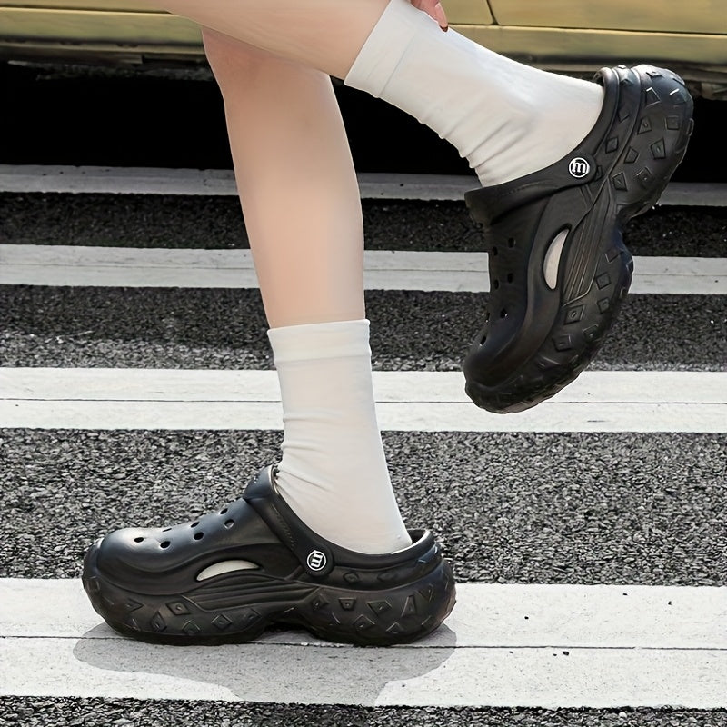 Women's Summer Breathable Slippers Black Lightweight Home and Outdoor Use