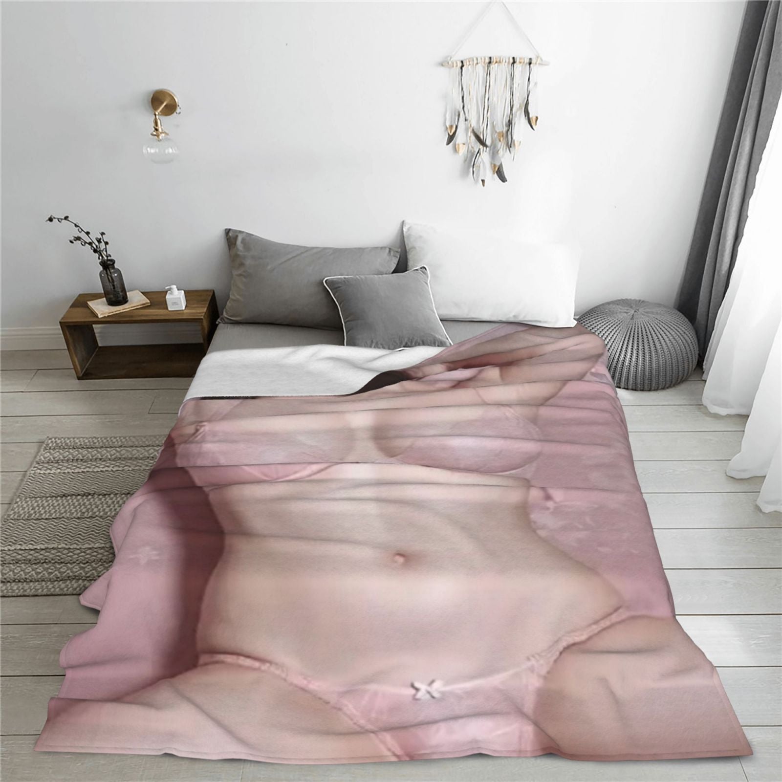 Flannel Fleece Blanket with Girl Print Soft Warm All-Season Nap Throw for Sofa Bed Camping