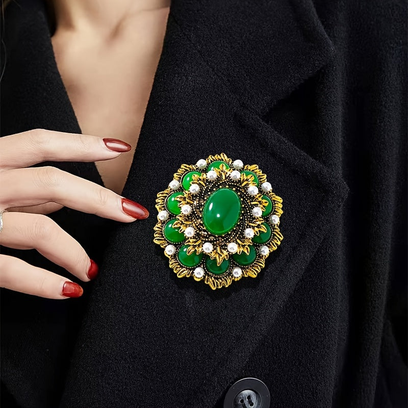 Vintage Brooches for Women Elegant Retro Corsage Pins for Coat and Suit