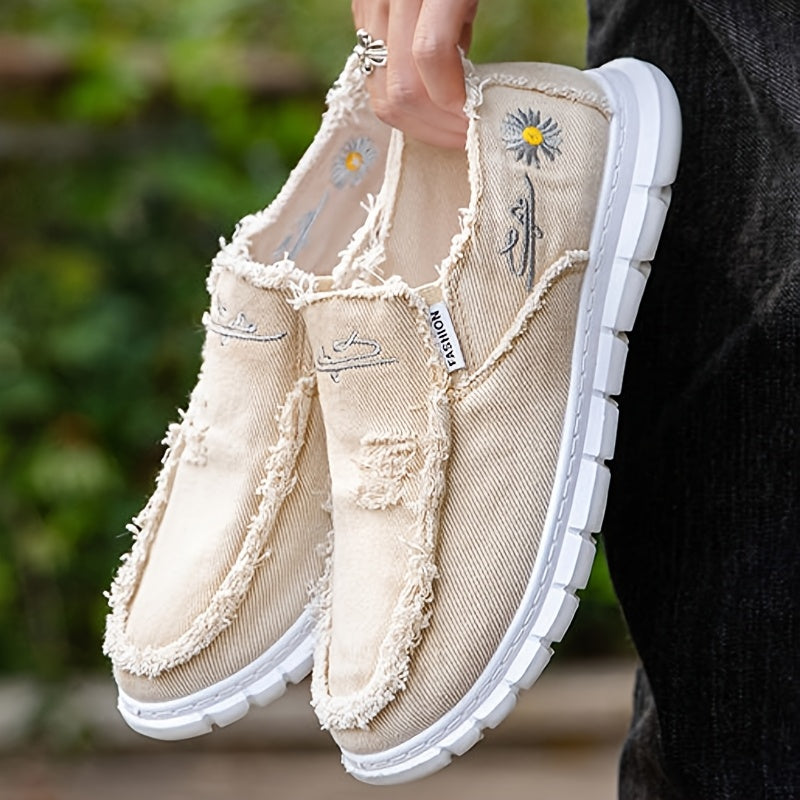 Women’s Daisy Embroidered Loafers Soft Durable Slip-On Walking Flats