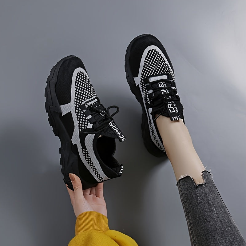 Women's Mesh Sneakers Casual Lace-Up Low Top Athletic Breathable Shoes