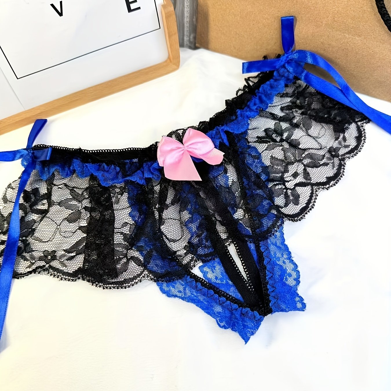 Ayollar uchun jozibali dantelli trimli ochiq qorin ichki kiyimlari