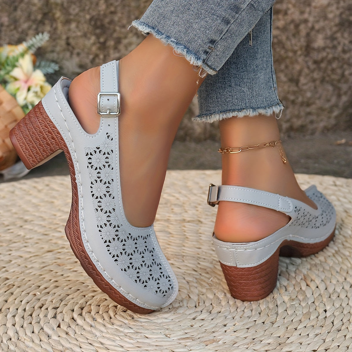 Women's High Heels Leather Closed Toe Strappy Chunky Heel Summer