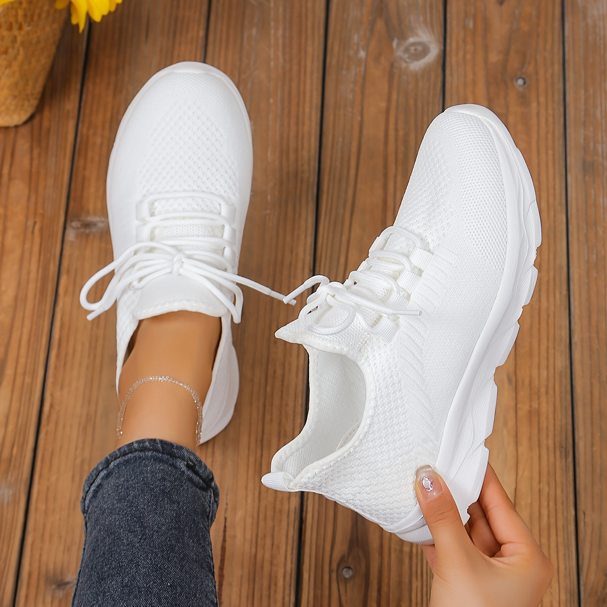 Women's Casual Sneakers Slip-On Breathable Low-Top Walking Shoes
