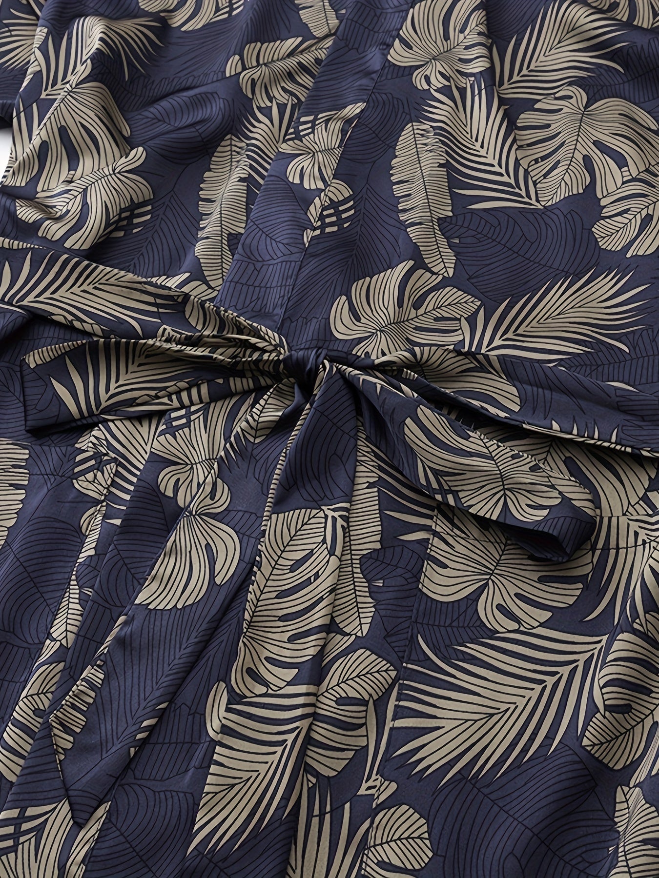 Men's Summer Sleep Robe Loose Fit V-Neck Leaf Print Plus Size Breathable Polyester